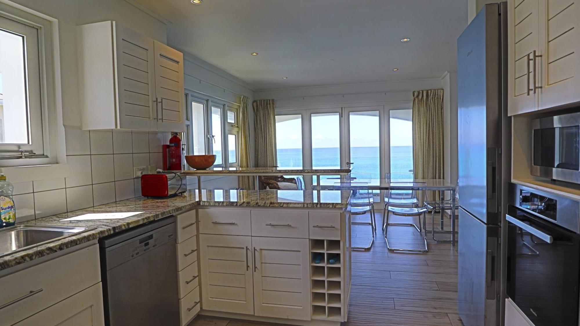Vallonend Beachfront Villa With Excellent View Бель-Омбр Экстерьер фото